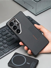 Frosted Alloy Lens Magnetic Phone Case for Samsung Galaxy | Carbon Fibre Texture with Soft Edge Phone Cover